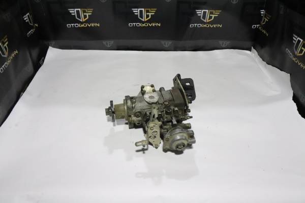 FORD TRANSİT 100 L-S-V ÇIKMA PARÇA  T15 MAZOT POMPASI